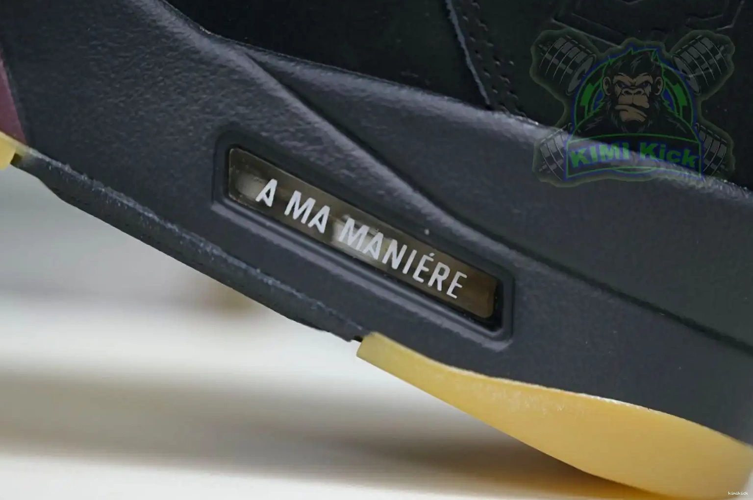 5 MANIÉRE MA Kimikick x A Air Jordan 0612
